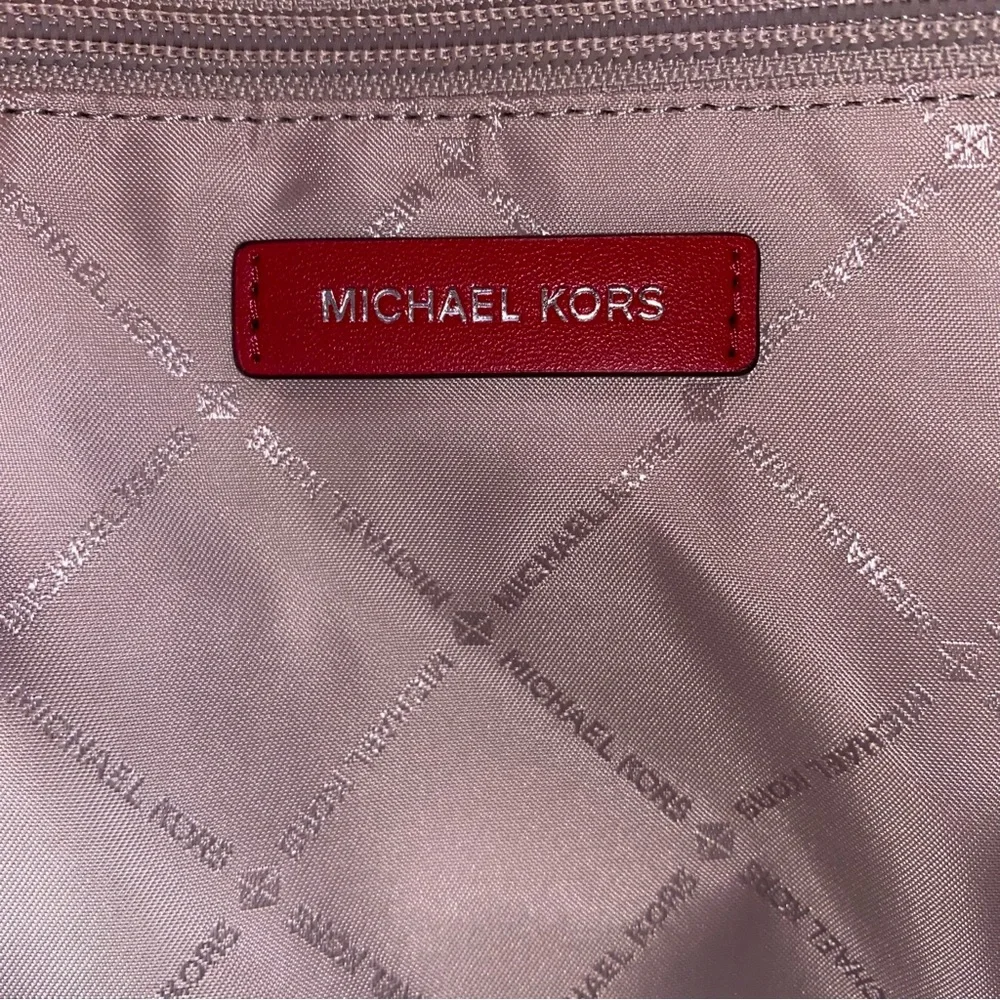 MK 🩷 Michael Kors Backpack NWT raspberry - Picture 10 of 16